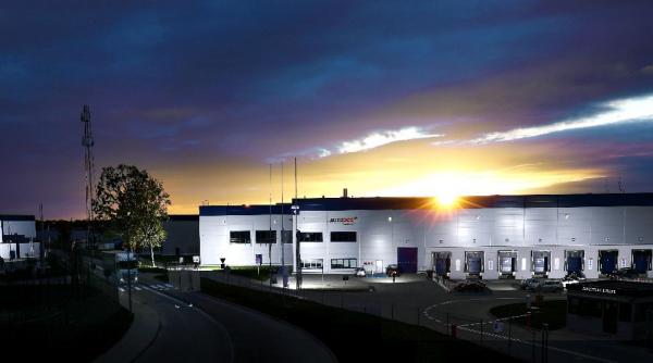 autodoc investeste milioane intr un nou depozit in szczecin polonia retailerul online de piese auto isi dubleaza spatiul logistic in szczecin