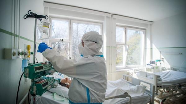 o noua tragedie in lumea medicala a murit dupa ce s a infectat cu virusul sars cov 2