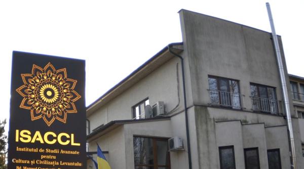 liiceanu un filosof ratat plin de ura si obsedat de bani ale carui minciuni au ajuns la proportii delirante un impostor care pozeaza in reper moral