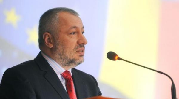 iulian fota aur este un proiect rezultat din laboratoare neaose romanesti