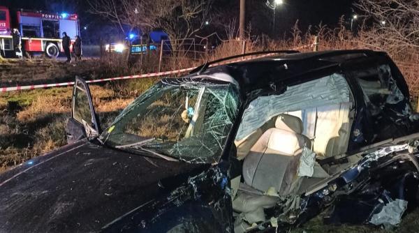 doi morti dupa ce o masina a fost lovita de un tren mecanicul era baut