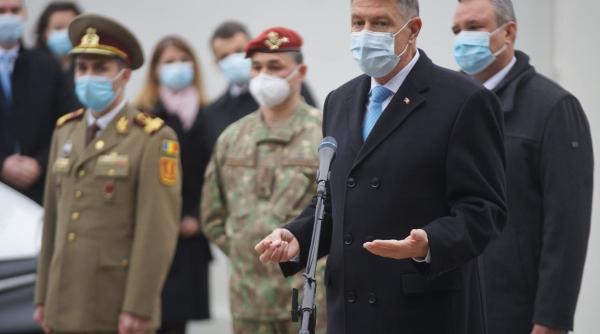 klaus iohannis viziteaza centrul national de stocare a vaccinurilor