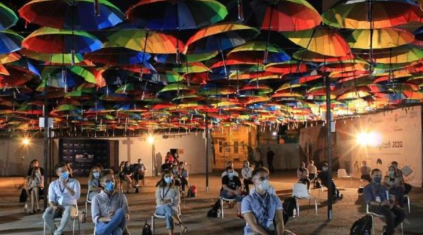 studentii cer recalcularea burselor sociale