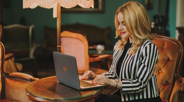 business cu momente unice