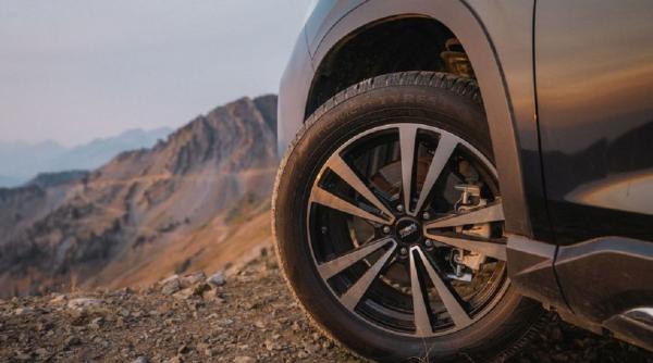 anvelope de cursa lunga