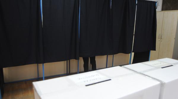 candidatul pnl pentru functia de primar al orasului moldova noua a castigat in alegerile de duminica