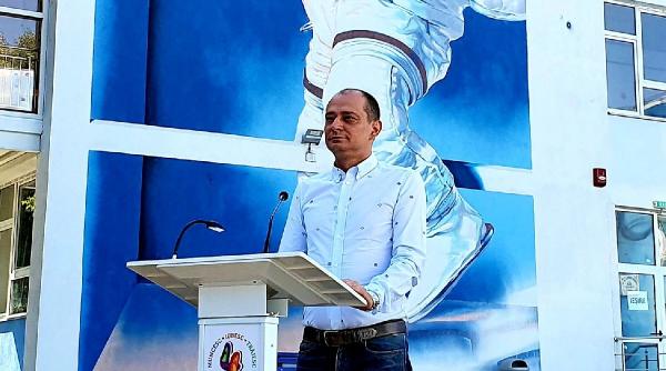 daniel baluta il provoaca pe robert negoita sa faca impreuna un pasaj rutier in zona targului vitan