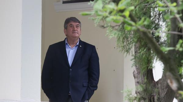 candidatul gabriel oprea a cheltuit 120 000 de lei si a obtinut 825 de voturi