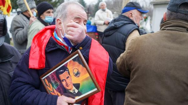 galerie foto cum au sarbatorit simpatizantii comunisti 103 de ani de la nasterea lui nicolae ceausescu