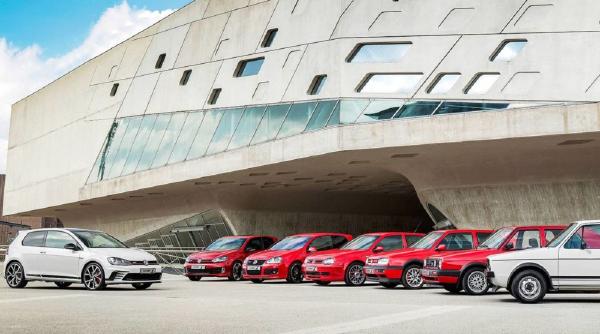 vw golf trage cortina