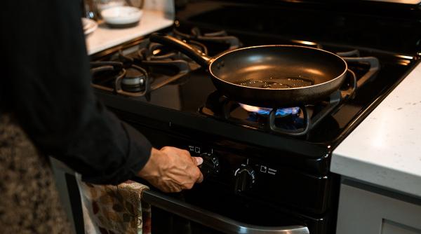 pnl a tamponat consumatorii casnici de gaze cu grp