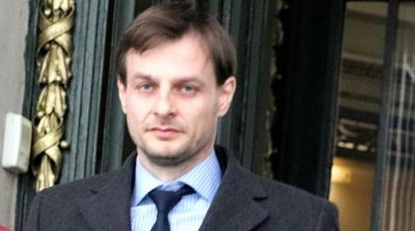 uncheselu intra in cazurile de top la cedo