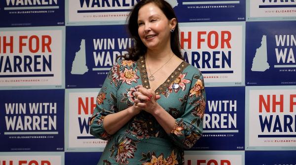 ashley judd a fost in pericol de a si pierde un picior dupa un accident in jungla din congo