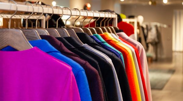 spune ne ce zodie esti iar noi iti zicem ce culoare ti se potriveste