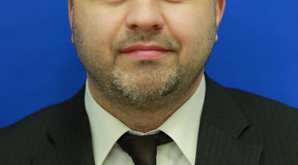 emanuel ungureanu despre motiunea simpla anti voiculescu cinica si ipocrita