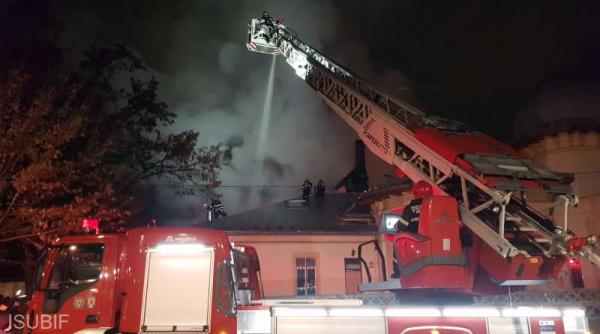 incendiu puternic la o casa din sectorul 5 al capitalei