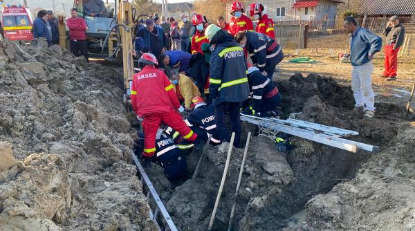 salvare spectaculoasa in arges un barbat a fost scos de sub un mal de pamant