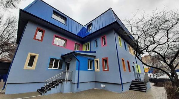 daniel baluta si nicusor dan la inaugurarea gradinitei nr 30 din sectorul 4