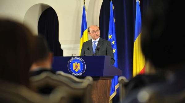 citu i a aruncat in brate lui orban cartoful fierbinte al anularii privilegiilor acordate presedintilor penali sau turnatori la securitate