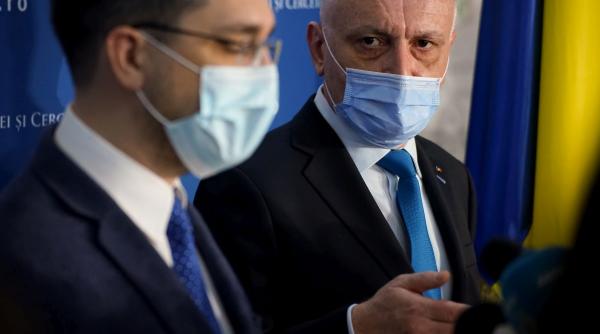 ministrul educatiei dupa negocierea scolii offline este stupid dar au spus ca nu semneaza altfel