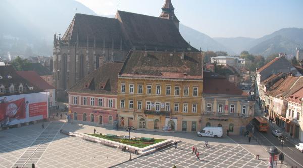 korona medievala se pastreaza aproape intacta in brasovul de azi