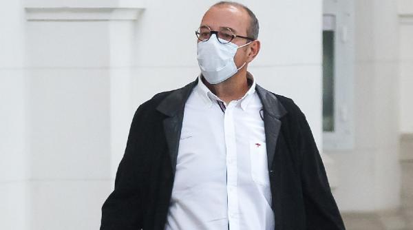 o bucata din tavanul pietei rahova din sectorul 5 s a prabusit primarul a demarat o ancheta