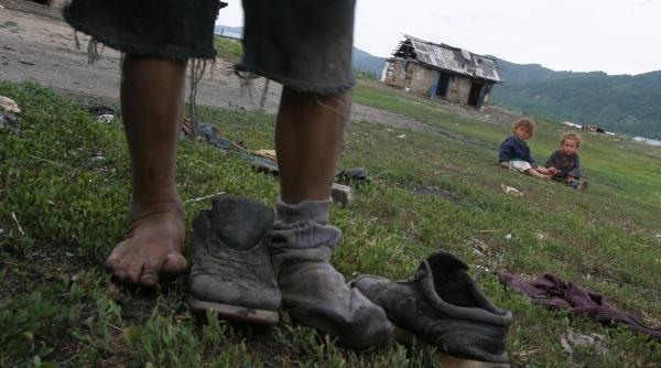 saracii si romii sunt in strada esecul unei investitii de 1 5 miliarde de euro din fonduri europene