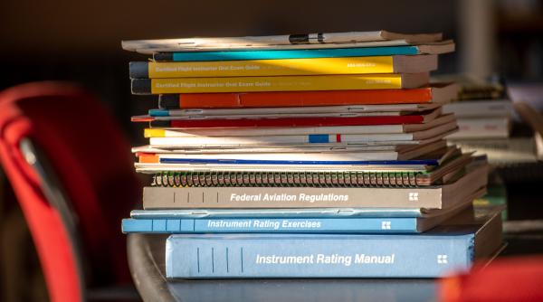 programele de studii de masterat ale universitatii de vest incluse in topurile internationale