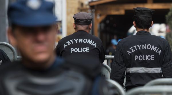 un jurnalist grec de investigatii asasinat in fata locuintei sale