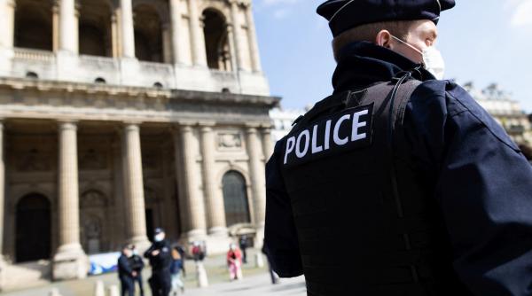 atac armat intr un spital din paris o persoana a fost ucisa