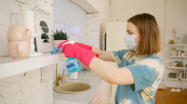 cauti dezinfectantii ideali pentru casa ta iata 3 factori de care sa tii cont