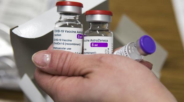 peste 57 000 de doze de vaccin astrazeneca vor ajunge marti in romania