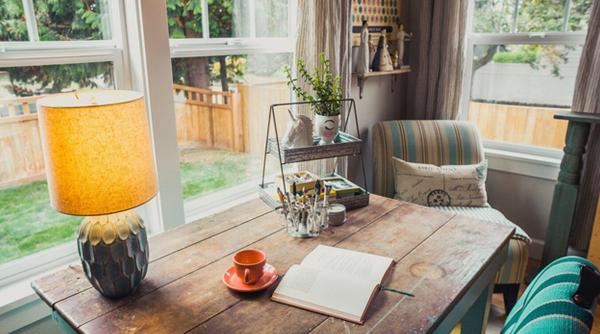 ti ai propus sa redecorezi casa afla de ce mobila din lemn este cea mai buna alegere