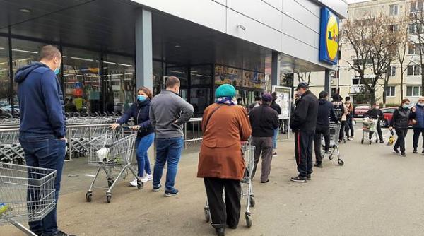 program special de pasti la supermarketuri cand sunt deschise magazinele