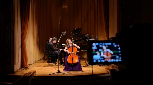 4 mai enescu forever online de la palatul tinerimea romana