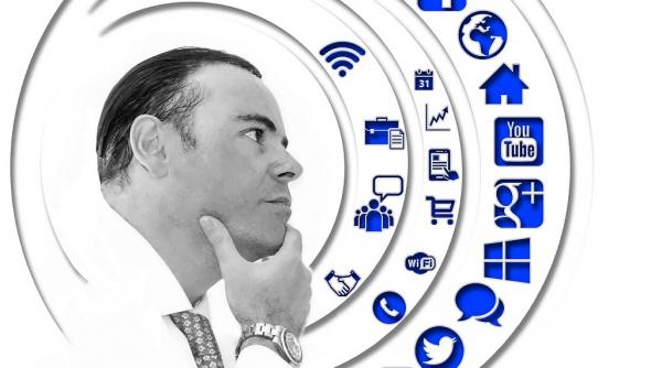 ce este mai bun in 2021 wordpress site builder sau solutie personalizata pentru a construi o imagine pozitiva companiei