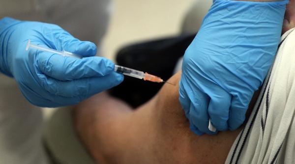 campanie de vaccinare la timisoara se fac a doua doza pfizer si imunizarea cu johnson johnson