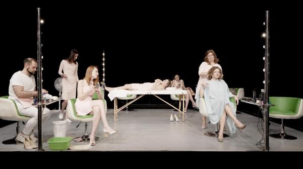 mal praxis orb de mina si sensul vietii the chronic life trei spectacole despre societatea contemporana din 1 iunie 2021 pe scena digitala