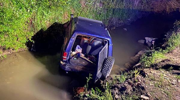 accident in bistrita nasaud cinci tineri au plonjat cu masina in raul gersa