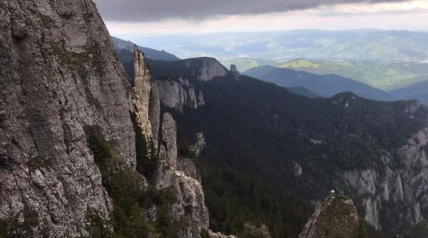 o stanca uriasa din ocolasul mic s a prabusit