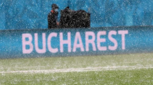 fotbal cu tunete si fulgere