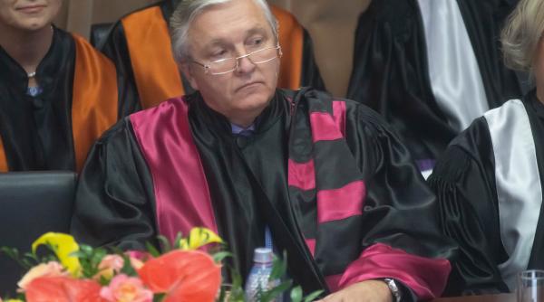 profesorul beuran revine in postul de la floreasca