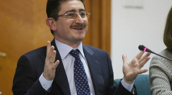 numire cu cantec klaus iohannis l a uns a treia oara pe bogdan chiritoiu la conducerea consiliului concurentei