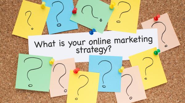 care sunt avantajele oferite de marketingul online