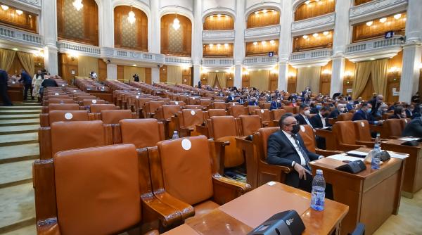 parlamentarii intra pe 1 iulie oficial cand se vor intoarce alesii din nou in banci