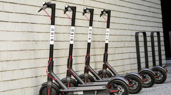 oslo interzice inchirierea trotinetelor electrice pe timpul noptii pentru a preveni sute de accidente