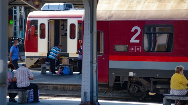 trenurile prind viteza la intarzieri un an au mers un an au stat