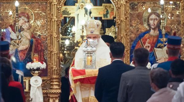 preafericitul daniel a fost decorat de presedintele klaus iohannis