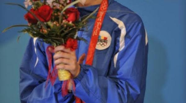 ana maria branza popescu la un pas de aurul olimpic spadasina va fi inaintata in grad de clubul steaua madame le colonel