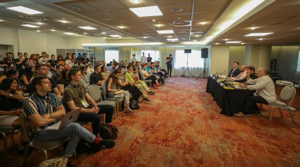 bursa de spectacole de la sibiu invitati de prestigiu international si dialoguri despre potentialul culturii de a genera dezvoltarea comunitatilor